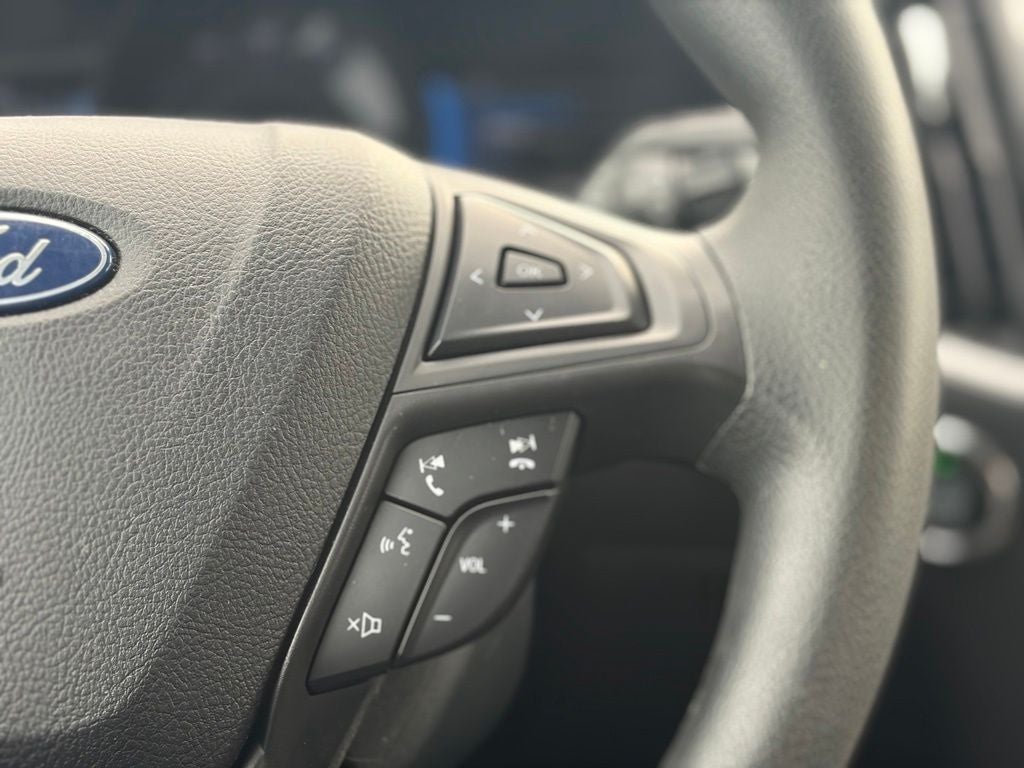 2023 Ford Edge SE
