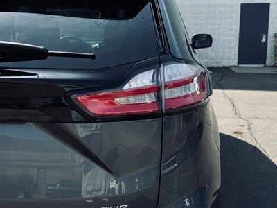 2023 Ford Edge SE