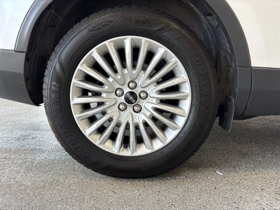 2019 Lincoln Nautilus Standard