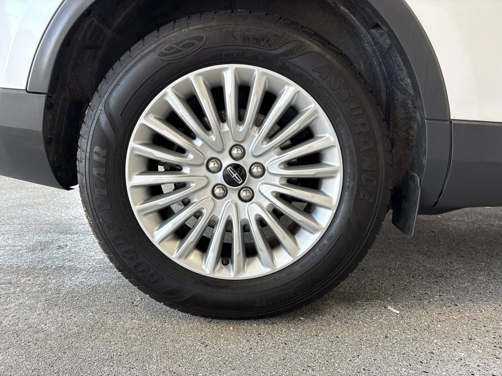 2019 Lincoln Nautilus Standard