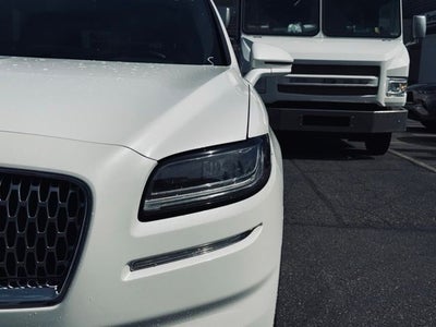 2023 Lincoln Nautilus Standard