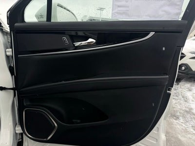 2022 Lincoln Nautilus Standard