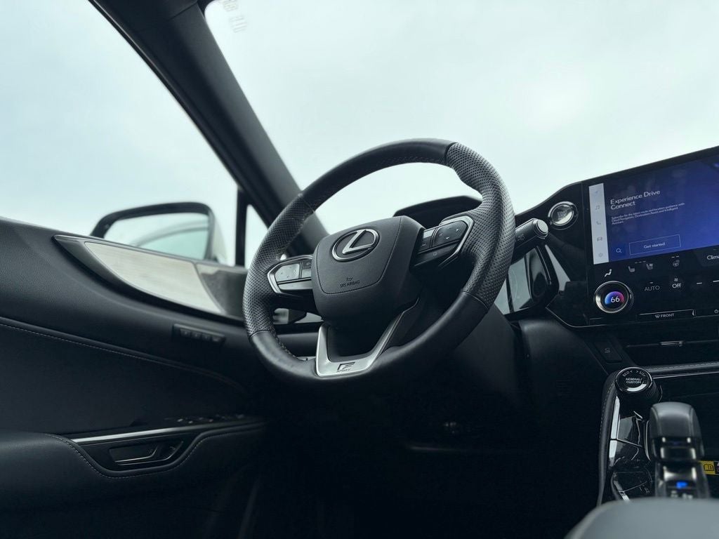 2024 Lexus NX F SPORT Handling
