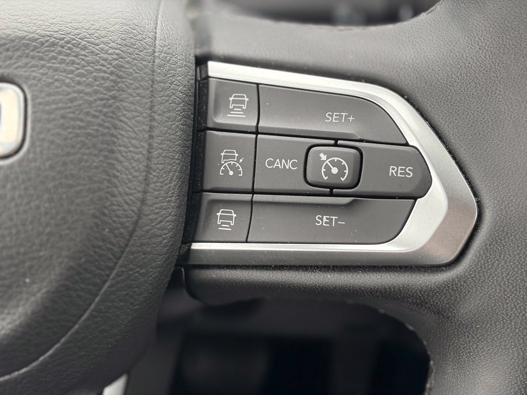 2025 Jeep Compass Limited * Certified Pre-Owned *