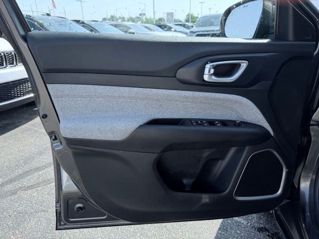 2022 Jeep Compass Latitude Lux 4x4