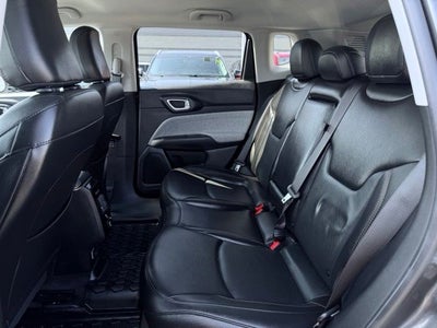 2022 Jeep Compass Latitude Lux 4x4