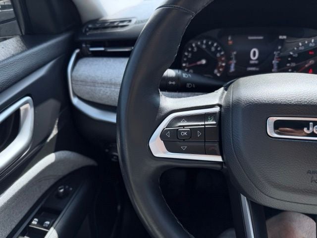 2022 Jeep Compass Latitude Lux 4x4