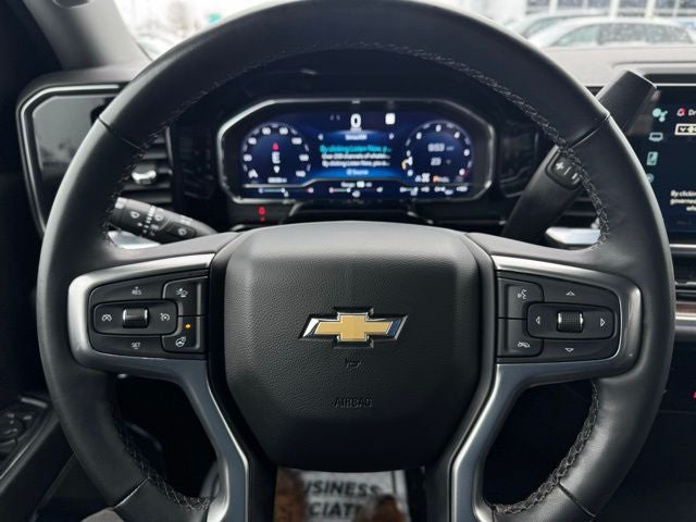 2023 Chevrolet Silverado 1500 4WD Crew Cab Short Bed LT with 2FL