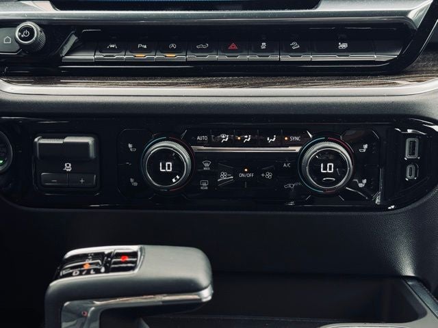 2025 Chevrolet Silverado 1500 4WD Crew Cab Short Bed RST