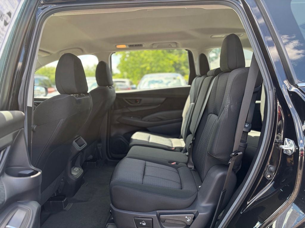 2024 Subaru Ascent Base 8-Passenger