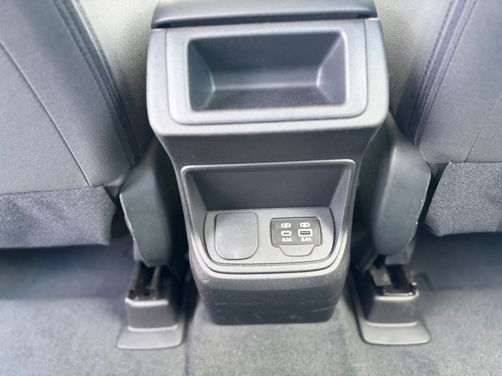 2024 Subaru Ascent Base 8-Passenger