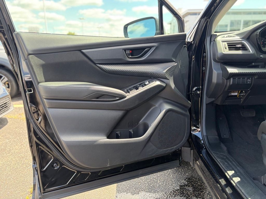 2024 Subaru Ascent Base 8-Passenger