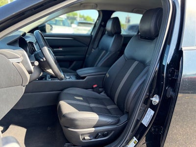 2024 Subaru Ascent Base 8-Passenger