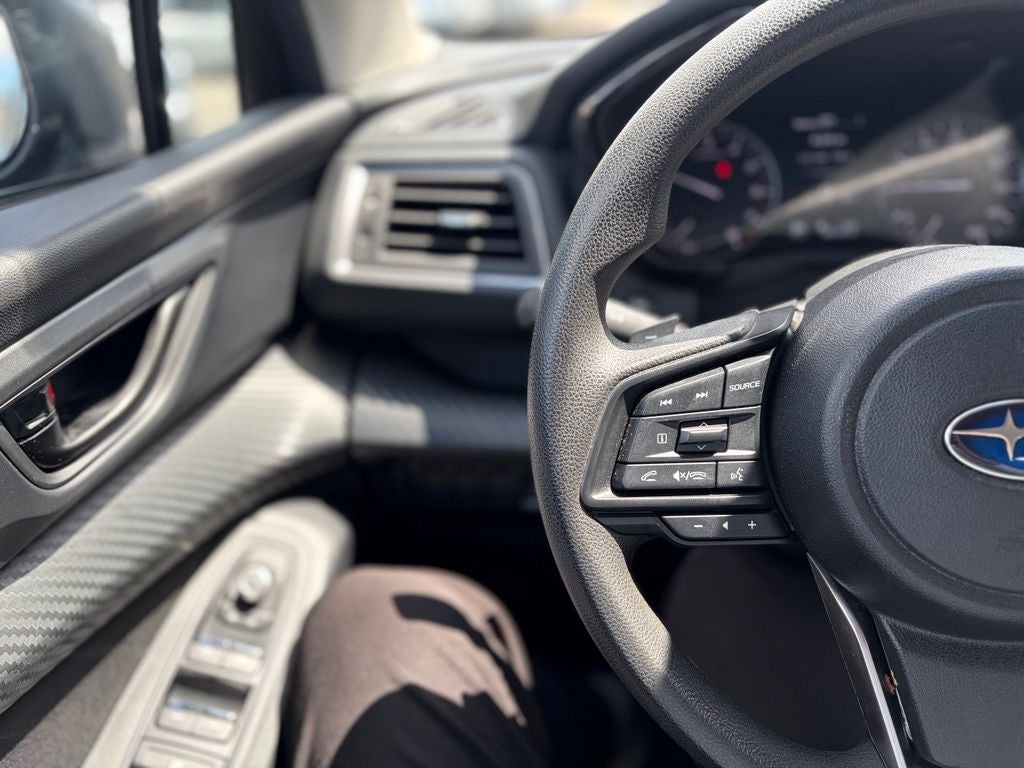 2024 Subaru Ascent Base 8-Passenger