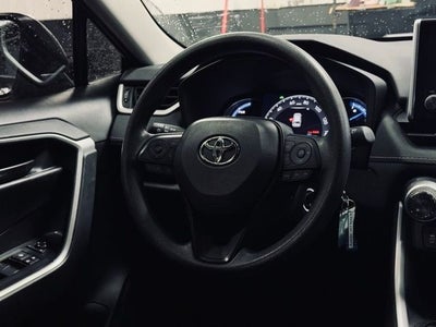 2023 Toyota RAV4 Hybrid LE