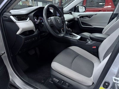 2022 Toyota RAV4 Hybrid XLE