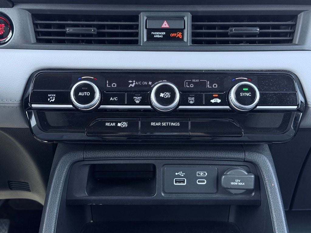 2023 Honda Pilot AWD LX