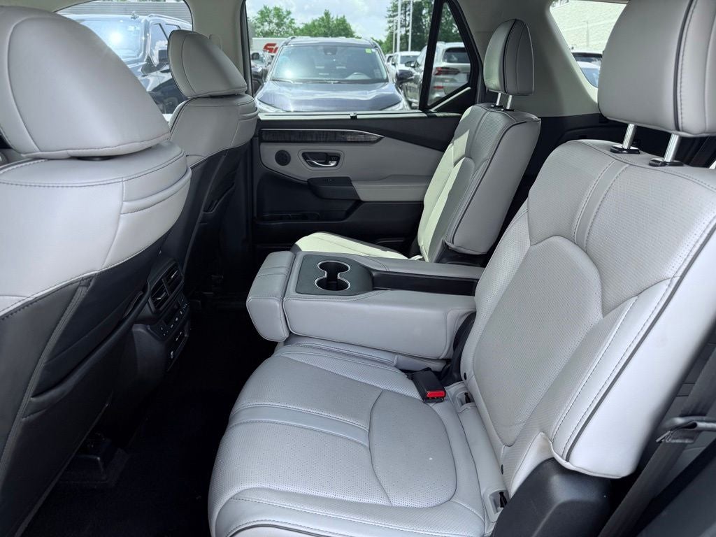 2025 Honda Pilot Elite