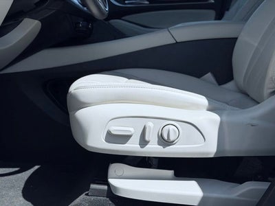 2023 Buick Enclave Essence AWD