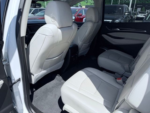2023 Buick Enclave Essence AWD