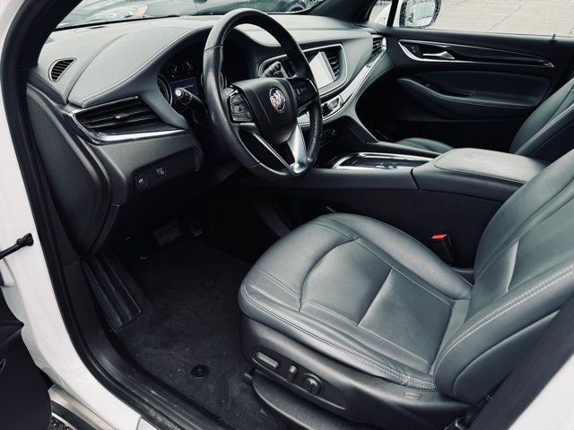 2023 Buick Enclave Essence AWD