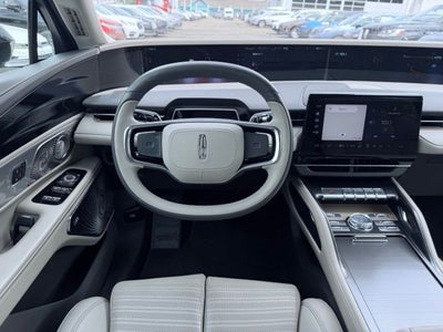 2024 Lincoln Nautilus Reserve