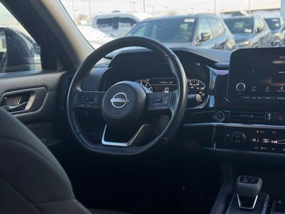 2024 Nissan Pathfinder SV 4WD