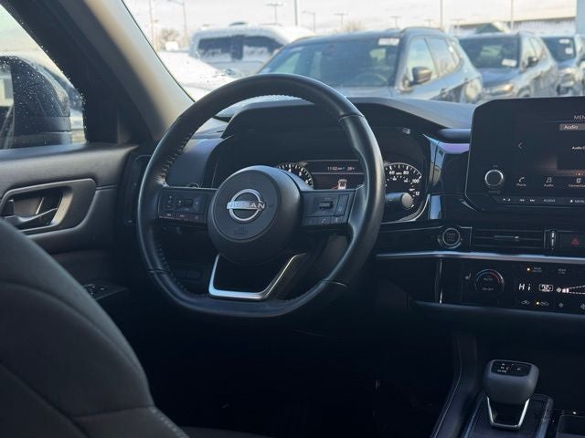 2024 Nissan Pathfinder SV 4WD