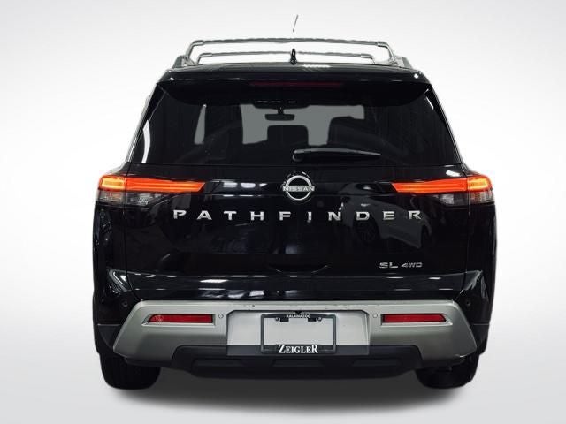 2023 Nissan Pathfinder SL 4WD