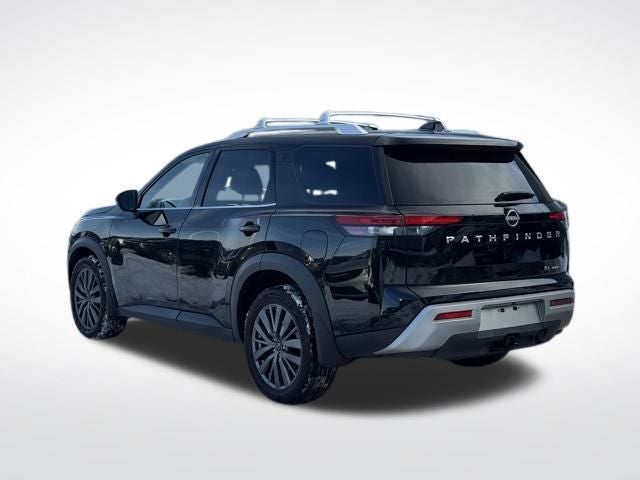 2023 Nissan Pathfinder SL 4WD