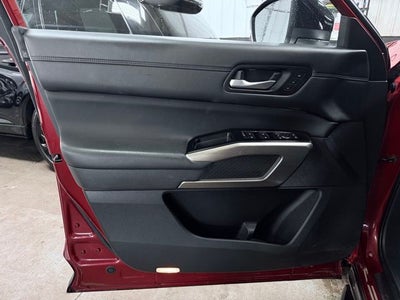 2022 Nissan Pathfinder Platinum 4WD