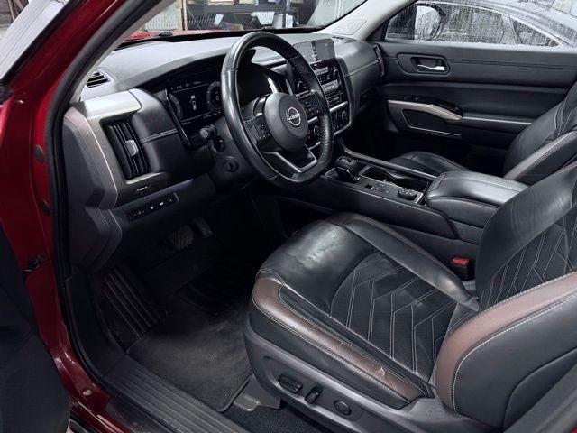 2022 Nissan Pathfinder Platinum 4WD