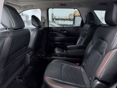 2022 Nissan Pathfinder Platinum 4WD