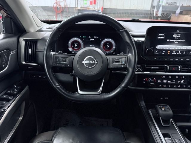 2022 Nissan Pathfinder Platinum 4WD