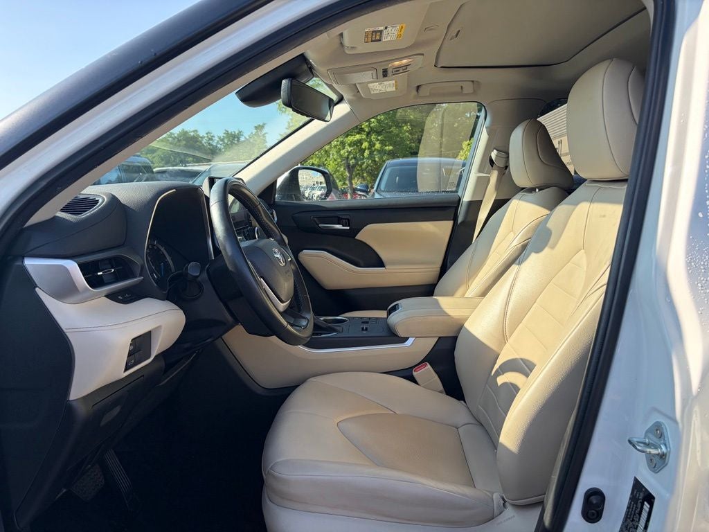 2023 Toyota Highlander Hybrid Hybrid XLE