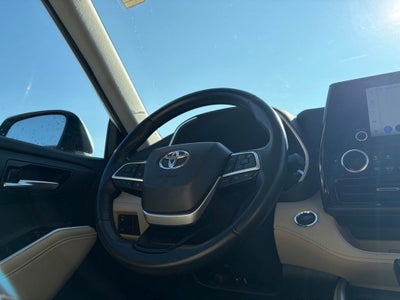 2023 Toyota Highlander Hybrid Hybrid XLE