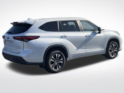 2023 Toyota Highlander Hybrid Hybrid XLE