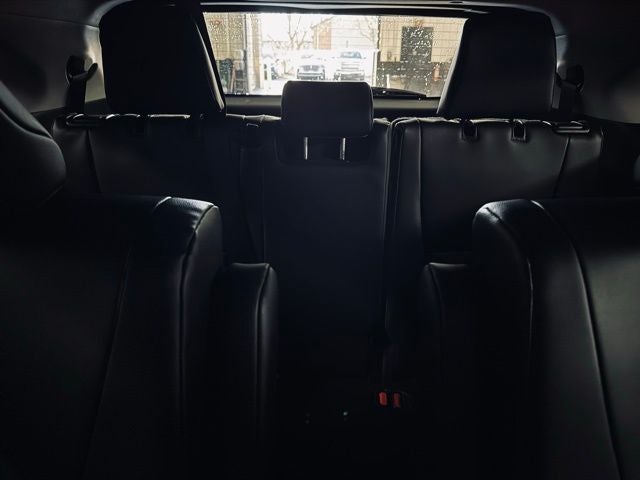 2025 Toyota Highlander Base