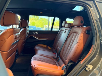 2027 BMW X7 xDrive40i
