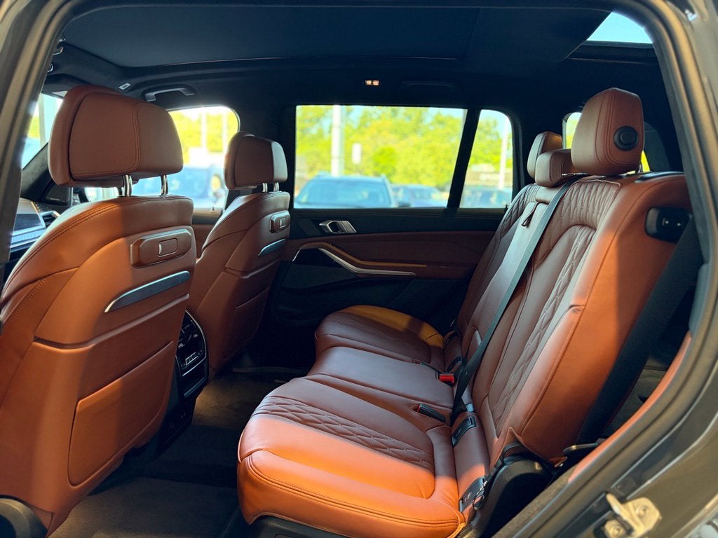2027 BMW X7 xDrive40i