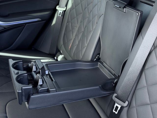 2025 BMW X5 M60i