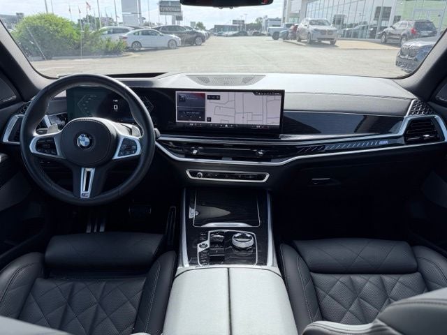 2025 BMW X5 M60i