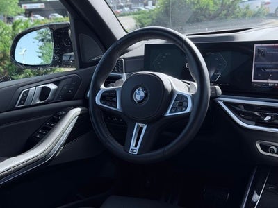 2025 BMW X5 M60i