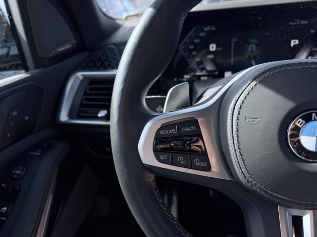 2025 BMW X5 M60i