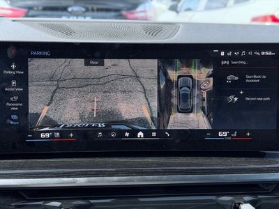 2025 BMW X5 M60i