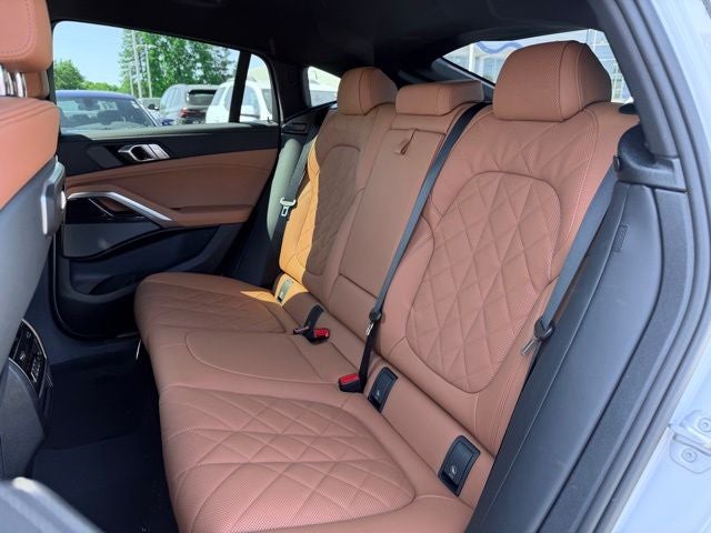 2026 BMW X6 xDrive40i