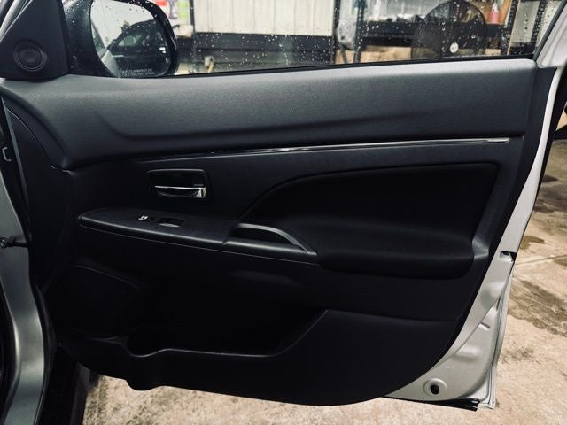 2025 Mitsubishi Outlander Sport Base