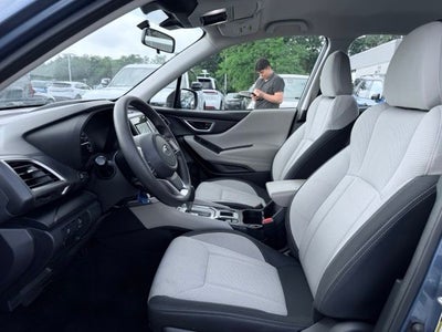 2023 Subaru Forester Base