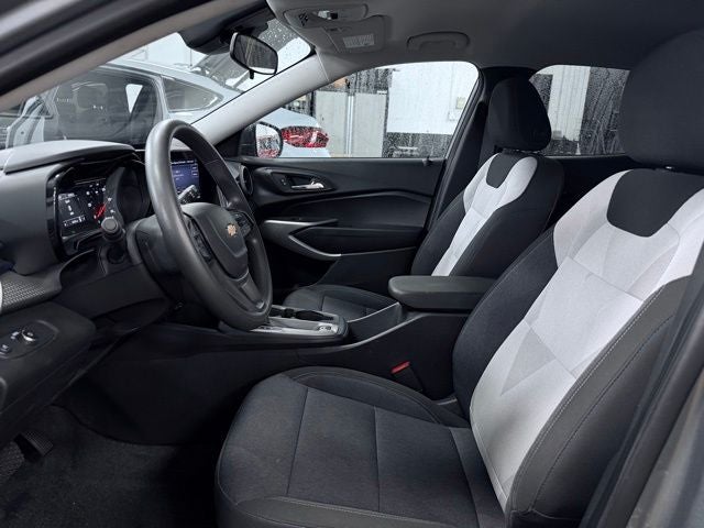 2024 Chevrolet Trax FWD SP