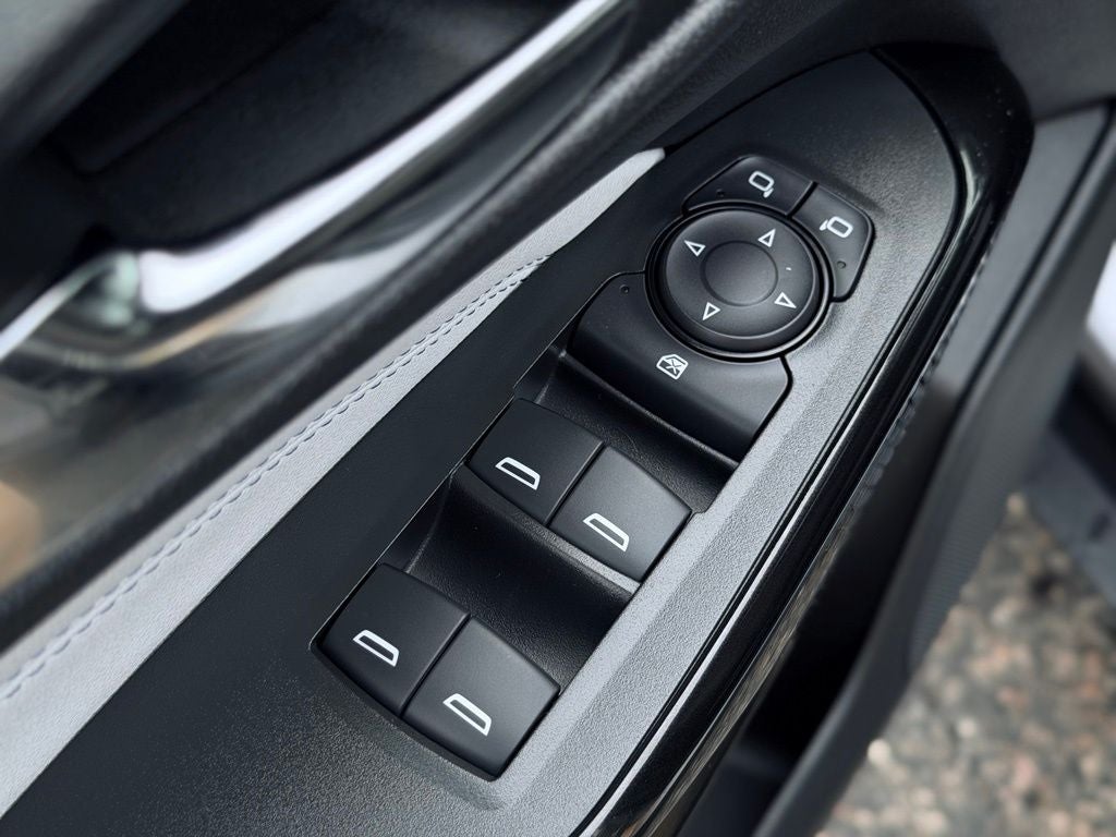 2024 Chevrolet Trax FWD LT